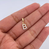 Dije Letra B 0.65gr / 1.5cm / Circones Blancos Oro Amarillo 18K &