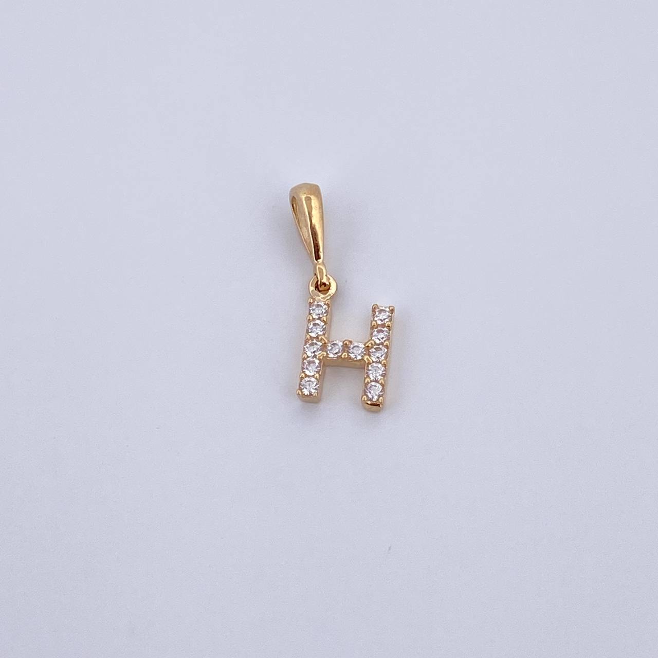 Dije Letra H 0.65gr / 1.5cm / Circones Blancos Oro Amarillo 18K &