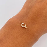 Herraje Letra C 0.35gr / 1cm / Circones Blancos Oro Amarillo 18K &