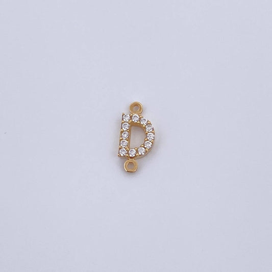 Herraje Letra D 0.4gr / 1cm / Circones Blancos Oro Amarillo 18K &