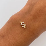 Herraje Letra S 0.4gr / 1cm / Circones Blancos Oro Amarillo 18K &