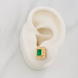 Topos Halo Cuadrado Esmeraldas 1qts Diamantes 24pts 5.95g / 9.8mm Oro Amarillo 18K