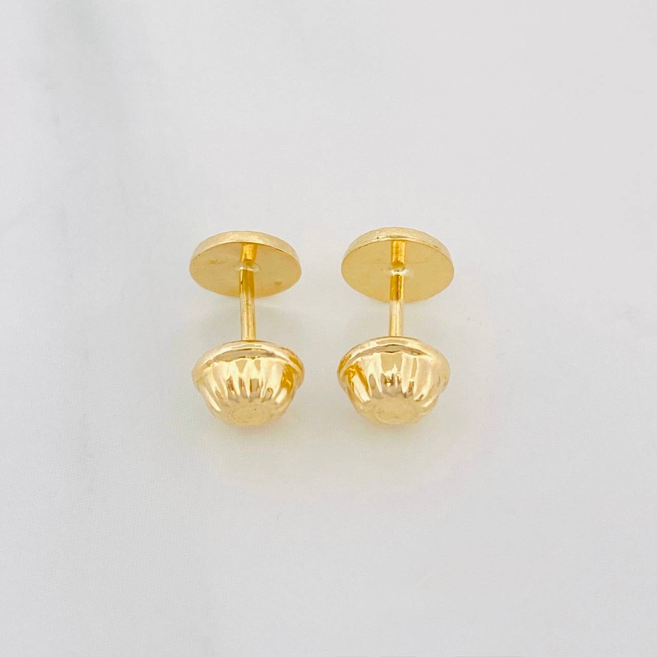 Topos Corona 0.55g / 5.7mm Oro Amarillo 18K