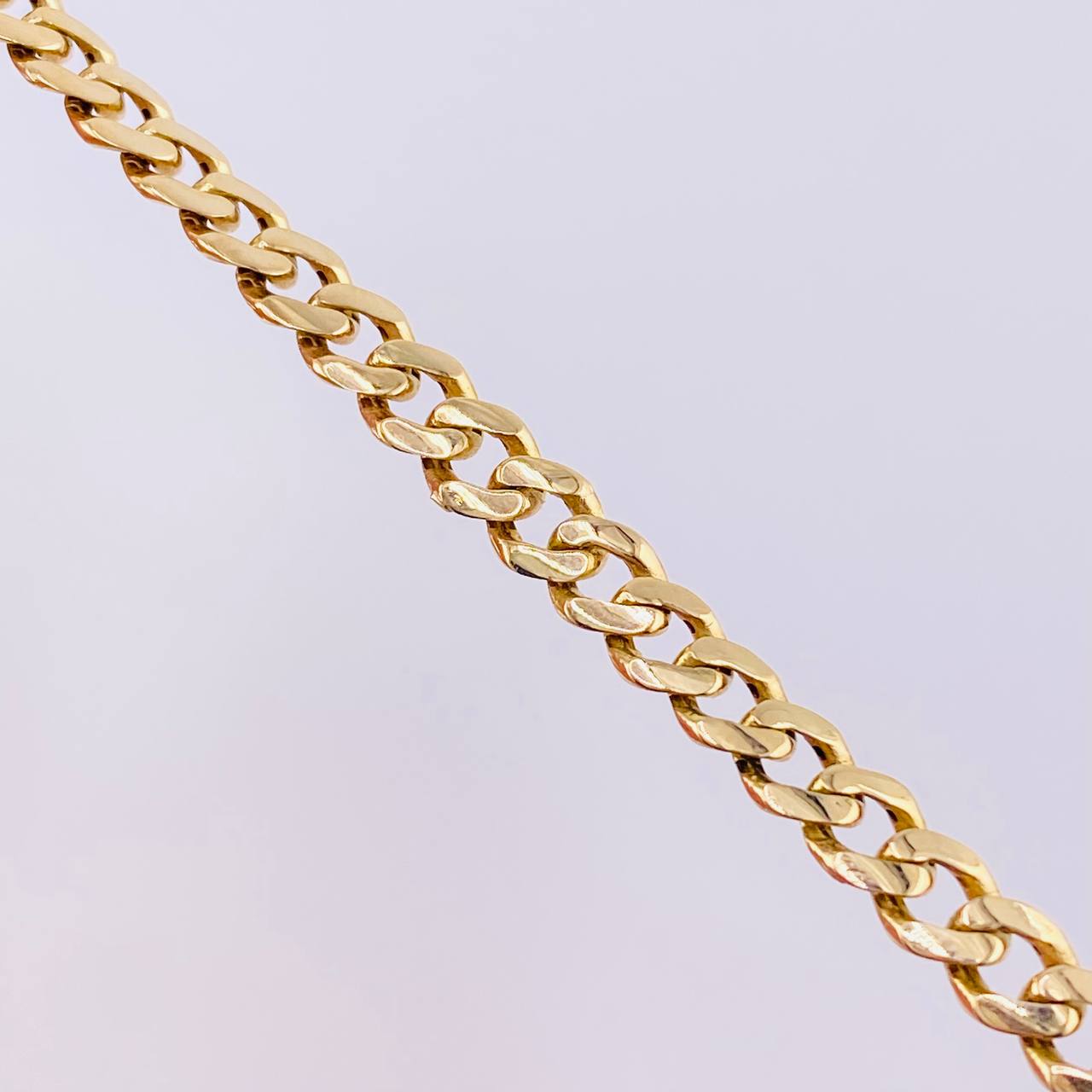 Pulso Cubano 11.3 g / 22.5 cm / 6.9 mm Oro Amarillo 18K
