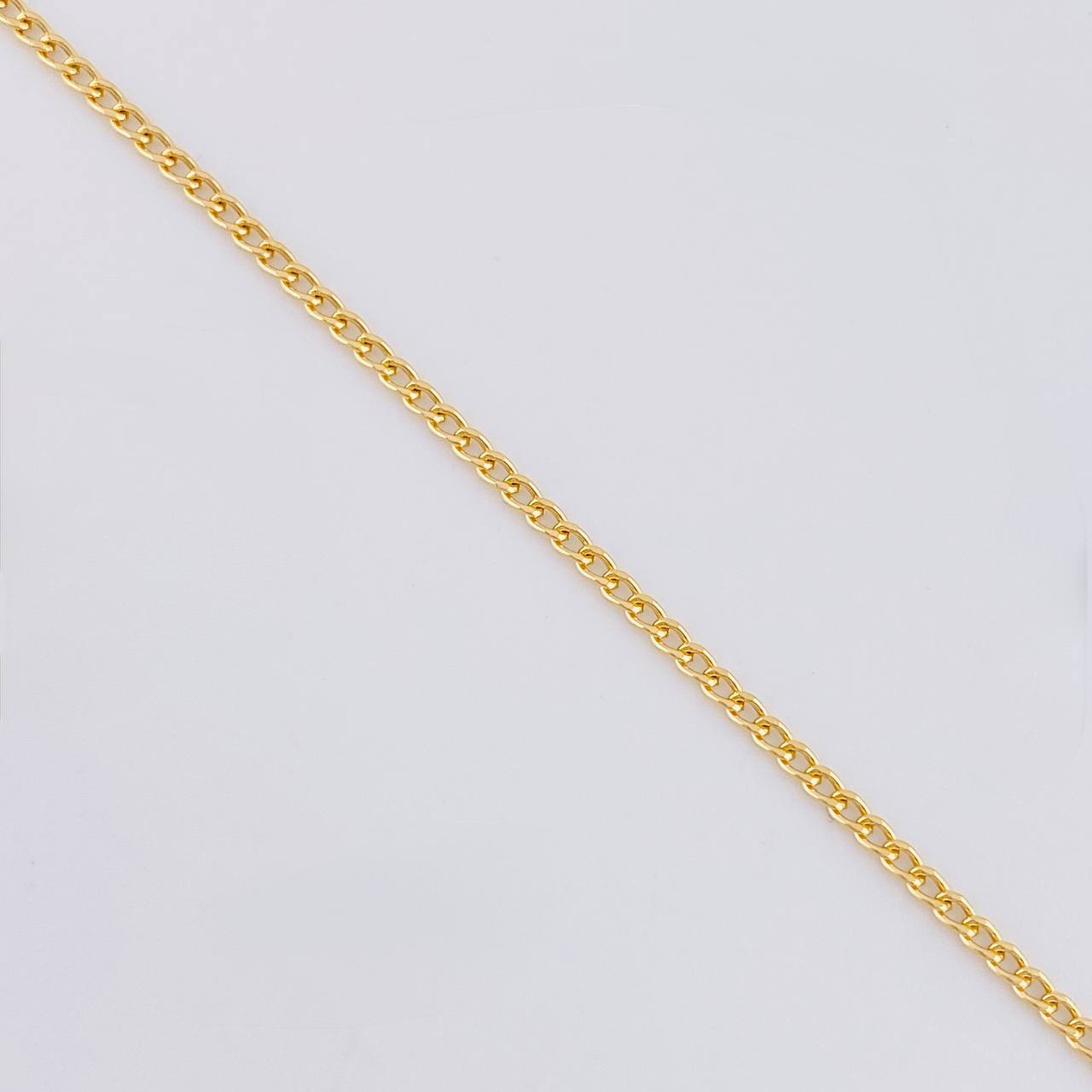 Cadena Cubana 1.05 g / 40.1 cm / 1.6 mm Oro Amarillo 18K