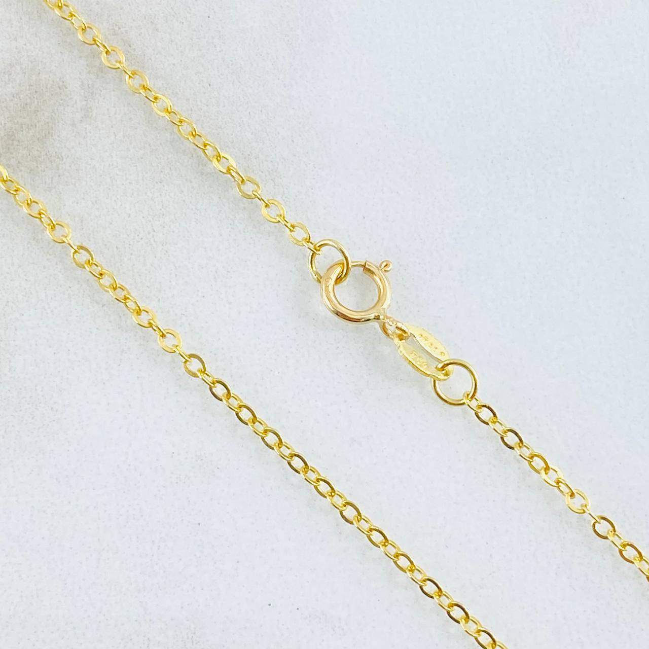Cadena Aro Seguido 1.8gr / 45cm / 1.5mm Oro Amarillo +3 18K *