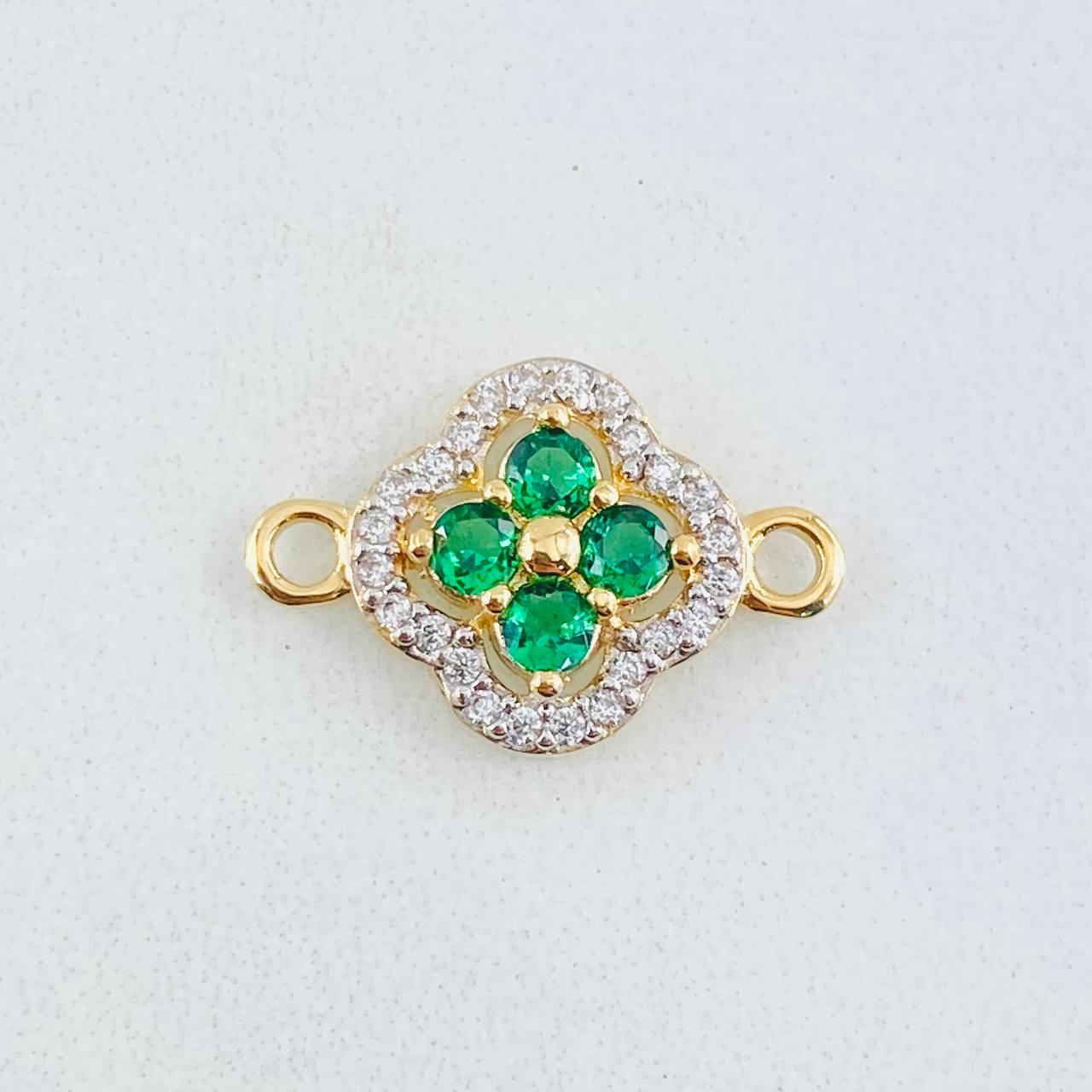 Herraje Trebol Túpido 1.2gr / 1.7cm / Oro Amarillo 18K