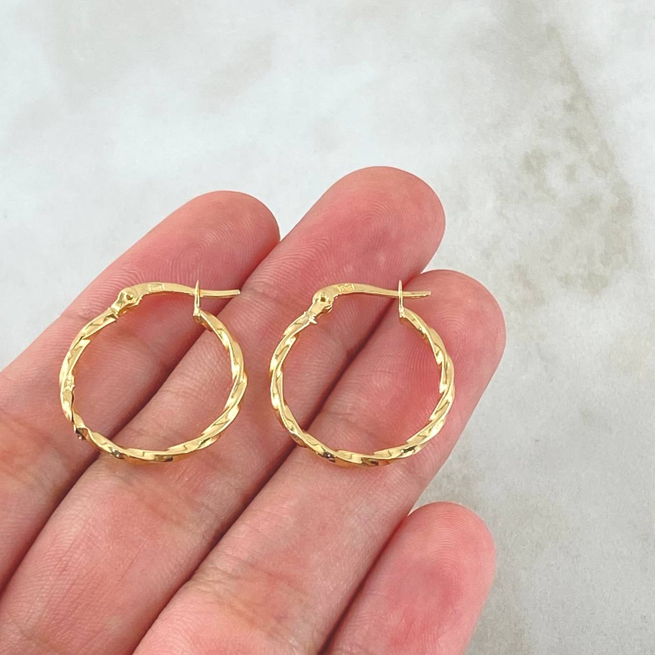 Candongas Kari 1gr / 2.2cm / Entorchadas Oro Amarillo 18K