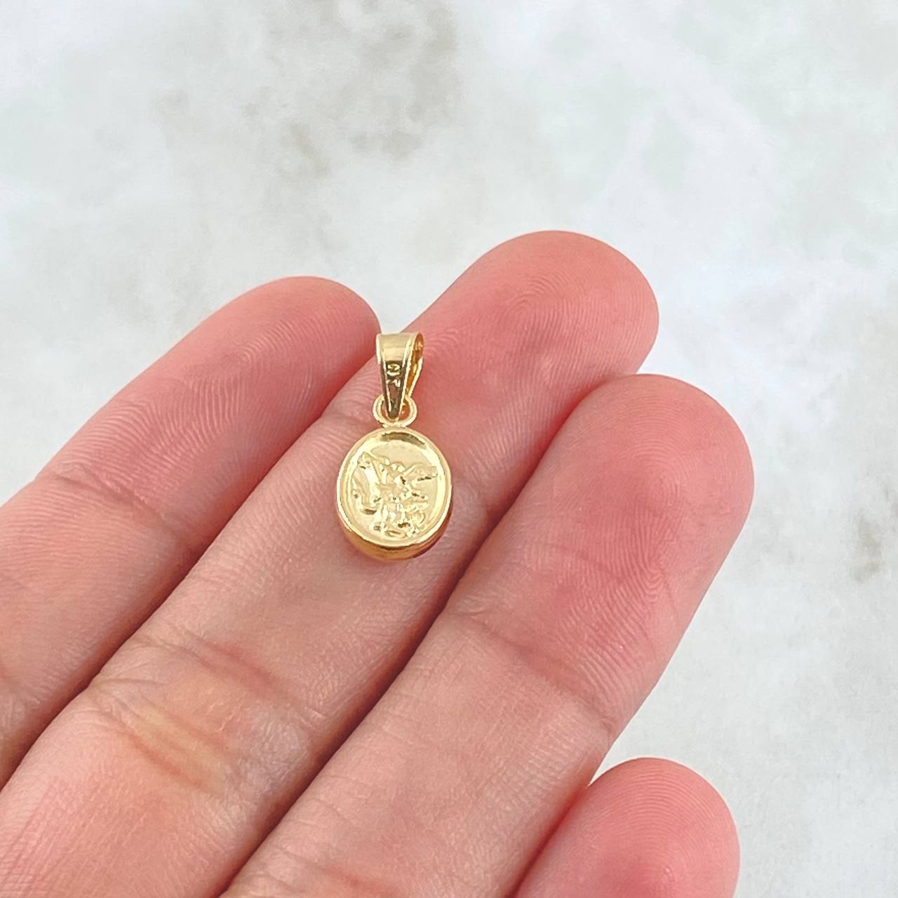 Dije San Miguel Arcangel 0.45gr / 1.7cm / Oro Amarillo 18K