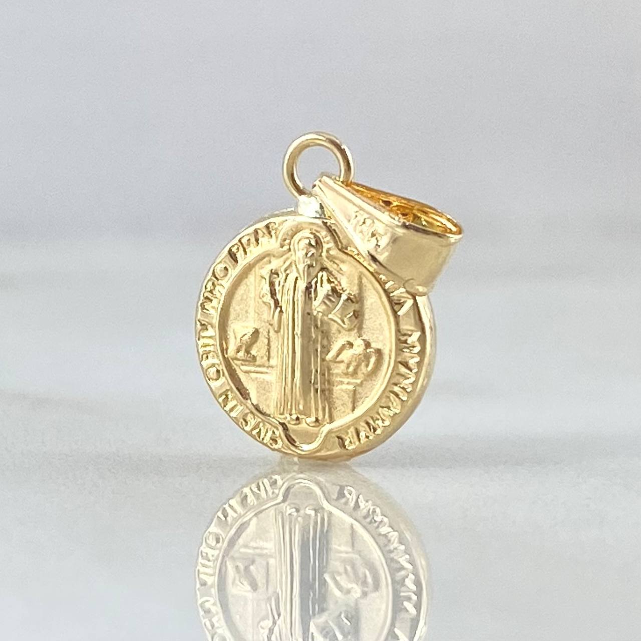 Dije San Benito 0.45gr / 1.8cm / Oro Amarillo 18K