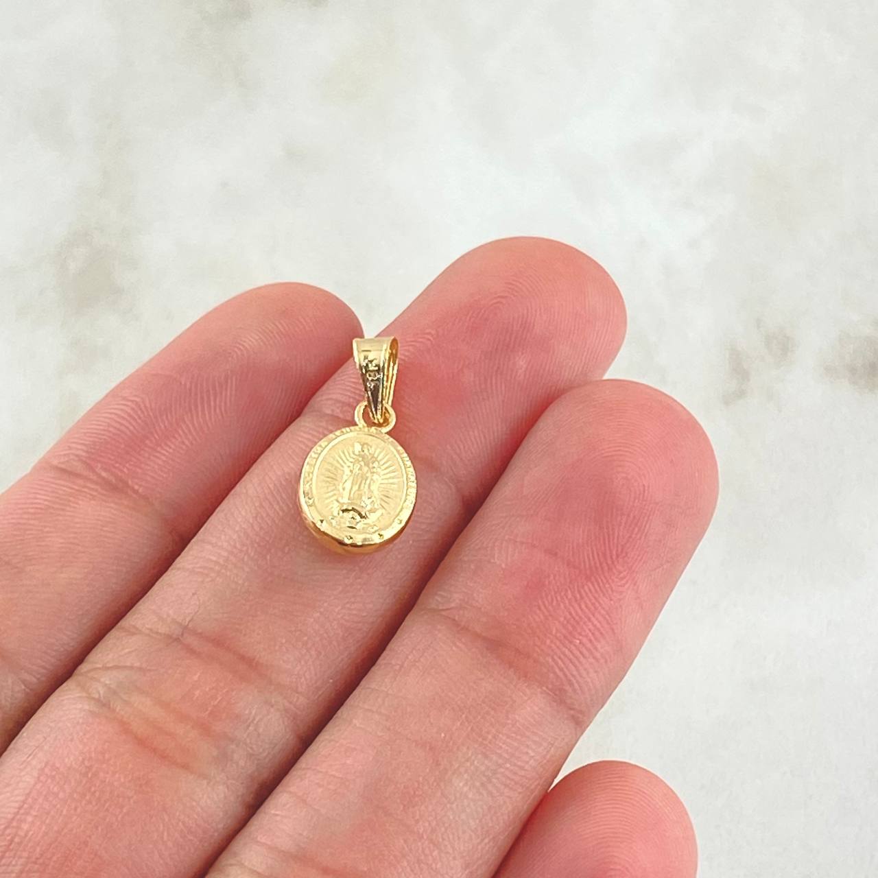 Dije Virgen Guadalupe 0.5gr / 1.8cm / Oro 18K ©