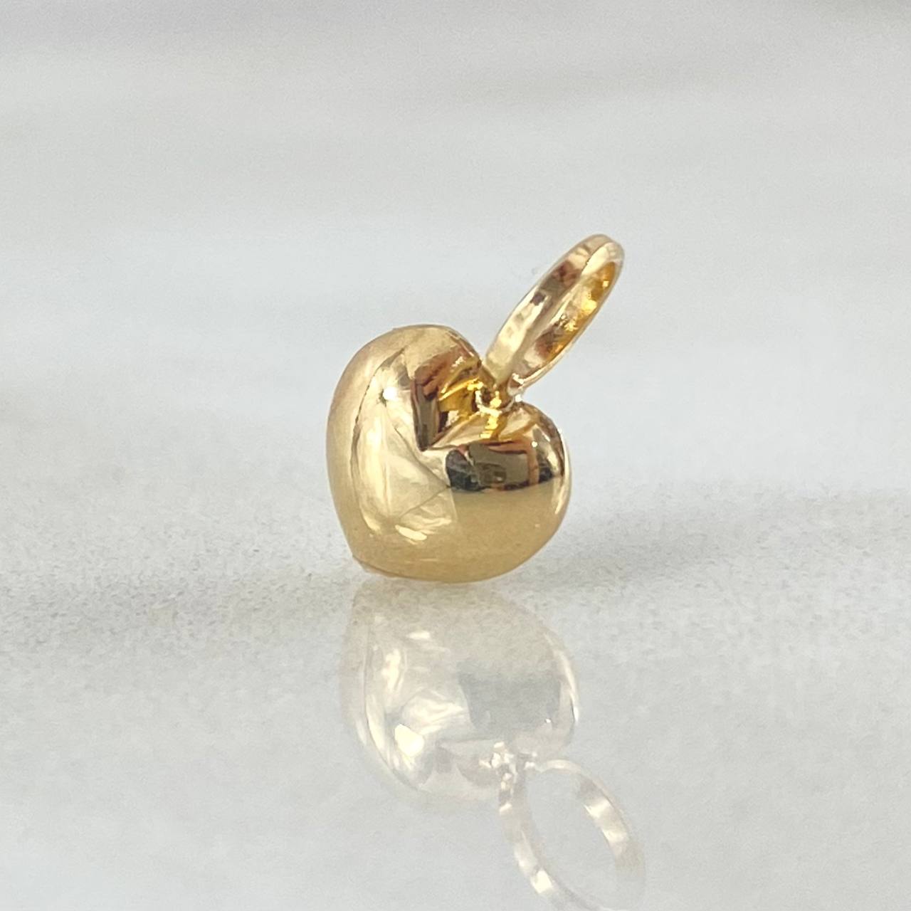 Dije Corazon 0.3gr / 1cm / Oro 18K ©