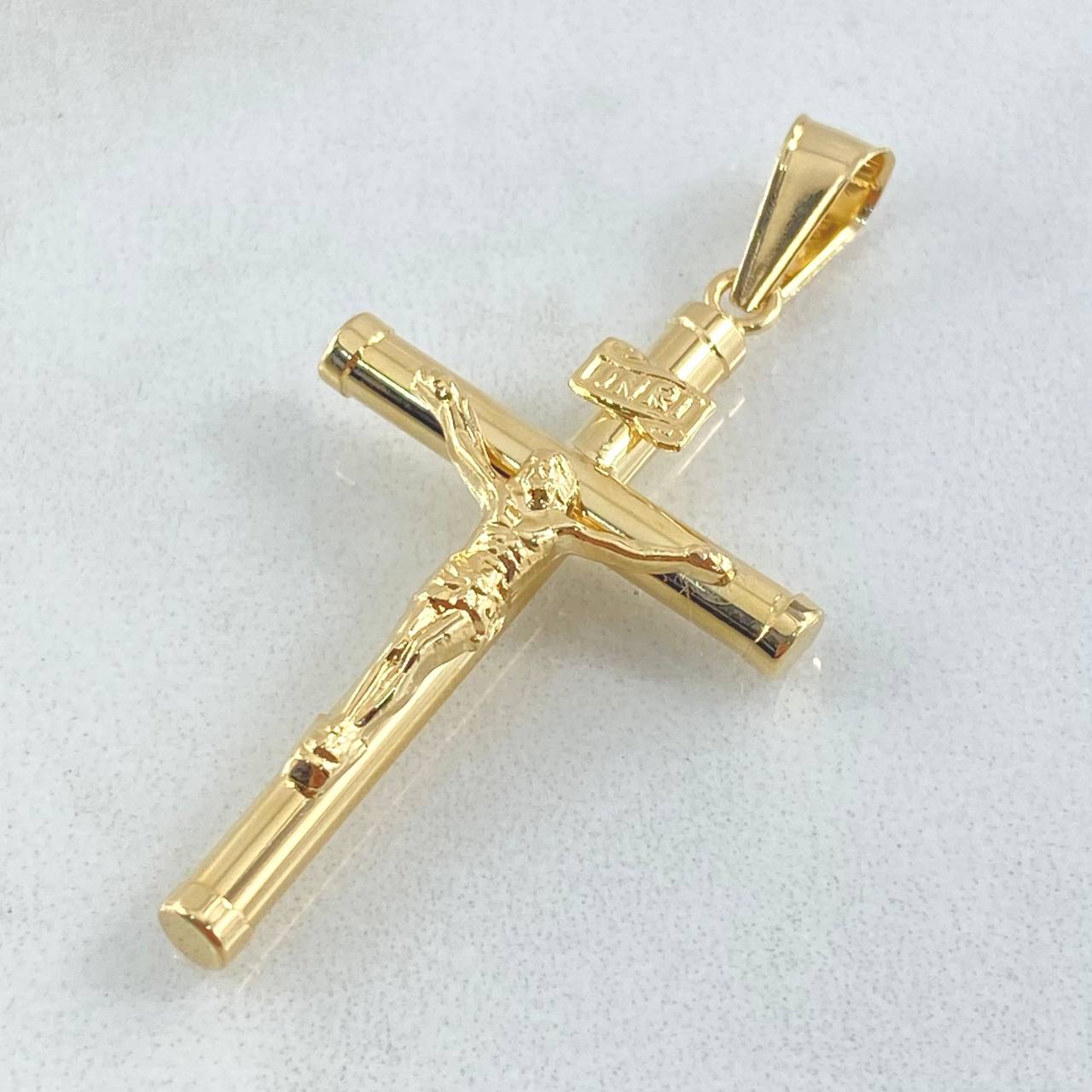 Dije Cruz Cristo 1.7gr / 4.2cm / Oro Amarillo 18K ©