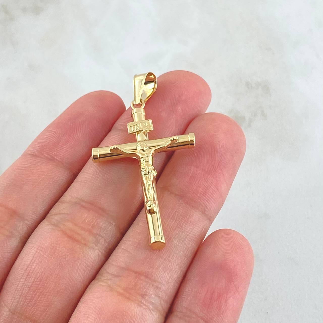 Dije Cruz Cristo 1.8gr / 4.3cm / Oro 18K ©