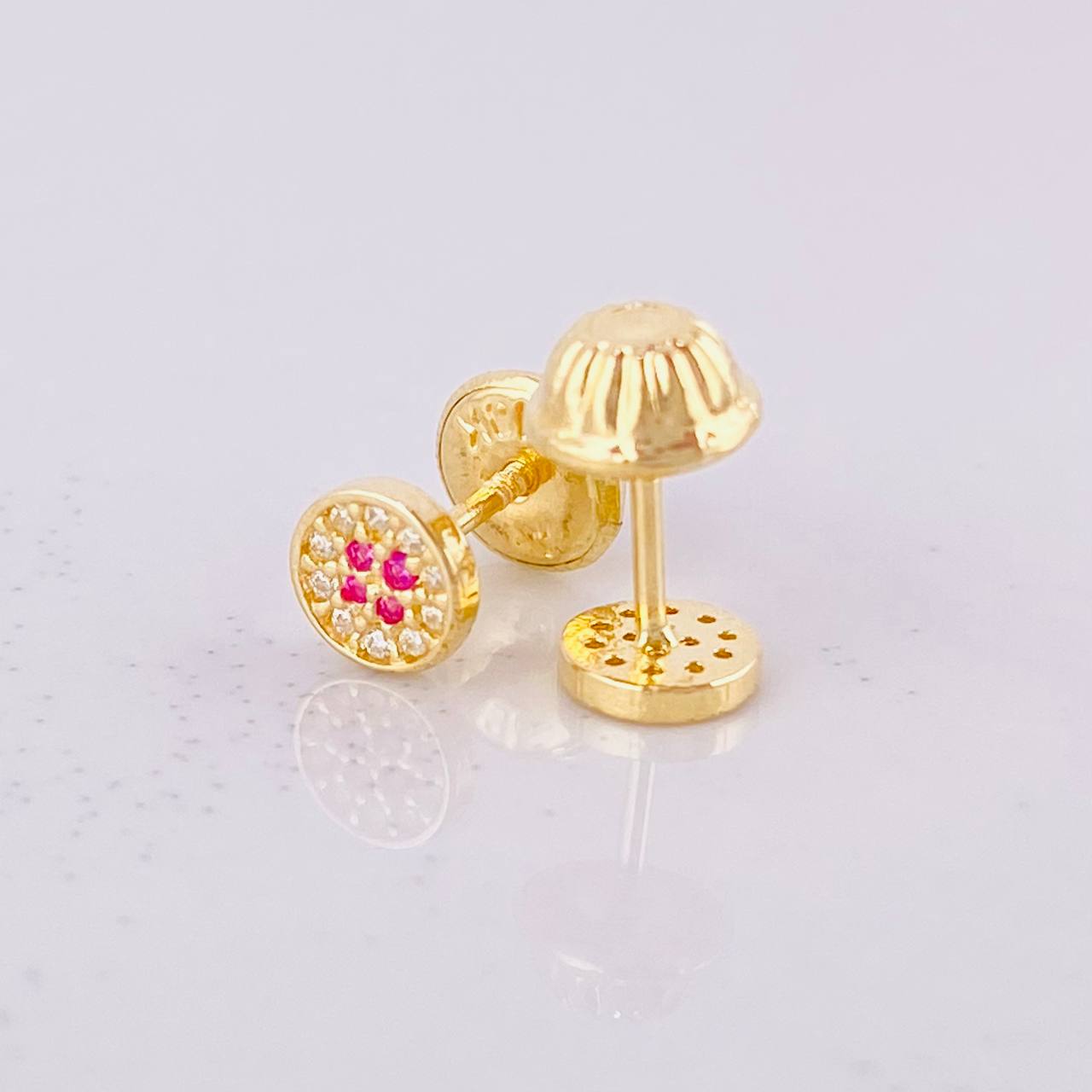 Topos Centro Destello 0.65g / 4.9mm Oro Amarillo 18K