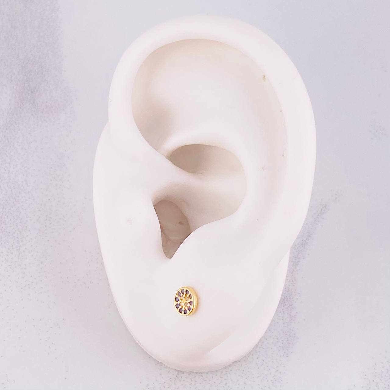 Topos Circulo Tupido 0.7g / 4.9mm Oro Amarillo 18K