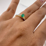 Anillo Rectangulo Linea Invertida 2.55gr / T7 / Esmeralda 29pts Diamantes12pts Oro Amarillo 18K (Joya) &