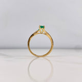 Anillo Rectangulo Linea Invertida 2.55gr / T7 / Esmeralda 29pts Diamantes12pts Oro Amarillo 18K (Joya) &