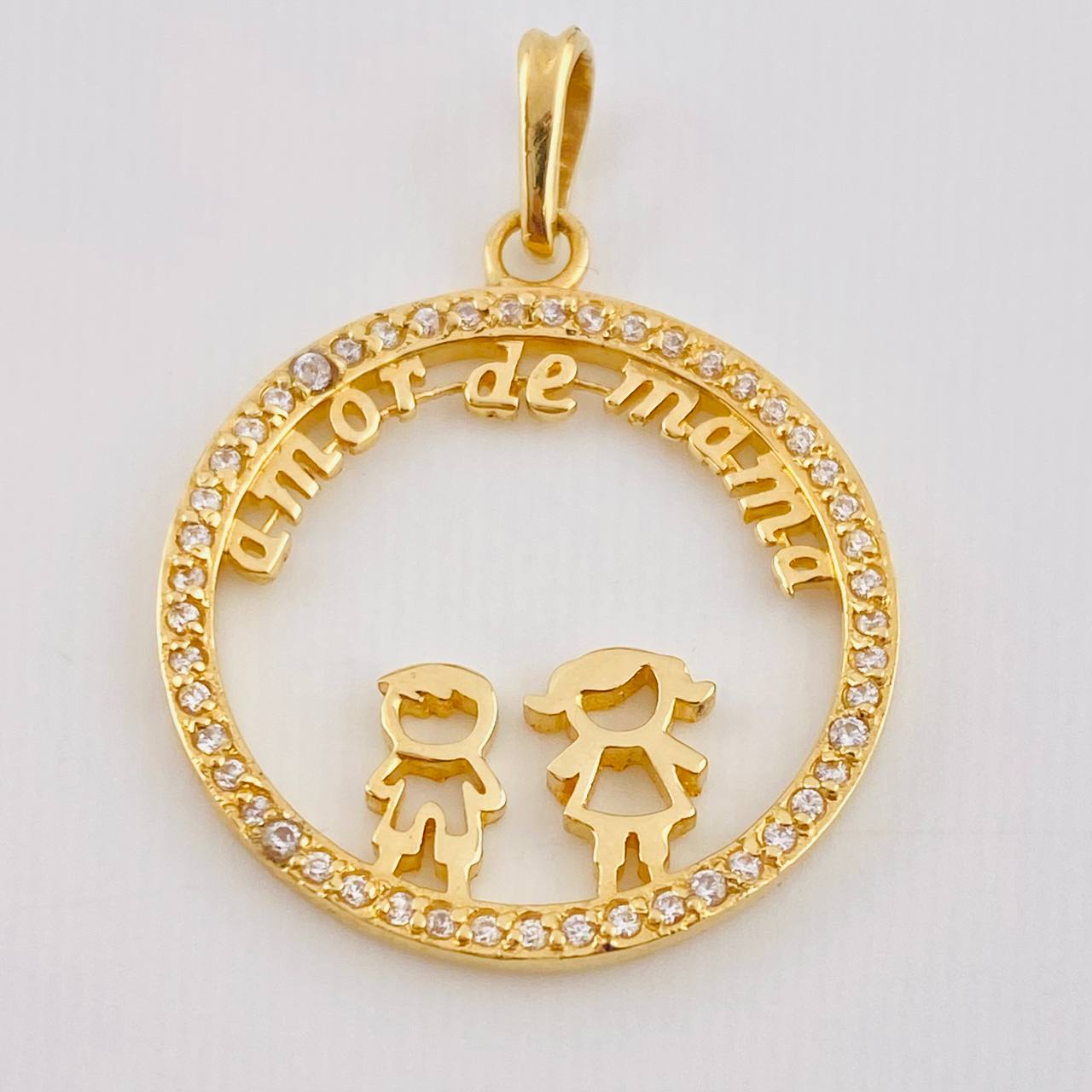 Dije Amor de Mamá 4.05gr / 3.2cm / Oro Amarillo 18K