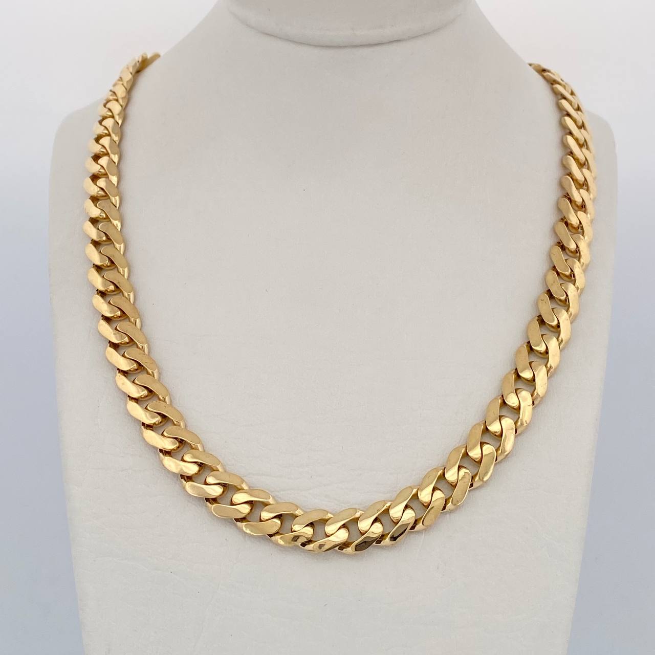 Cadena Cubana 23.8gr / 61cm / Oro 18K $