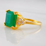 Anillo Cuadrado Imperial Esmeralda 3.7qts Diamantes 12pts 6.15g / T6 1/4 Oro Amarillo 18K