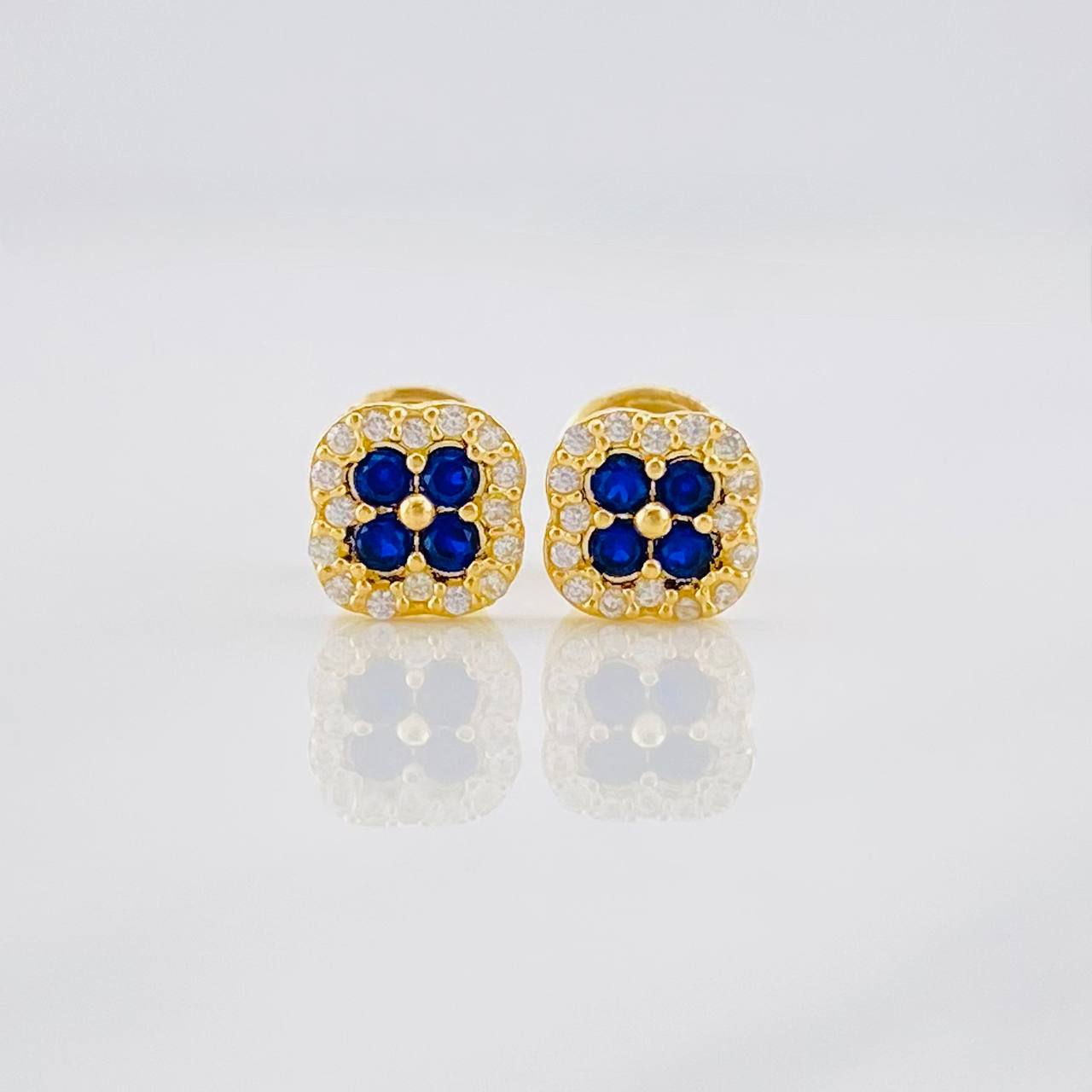 Topos Trebol 0.95g / 5.7mm Oro Amarillo 18K