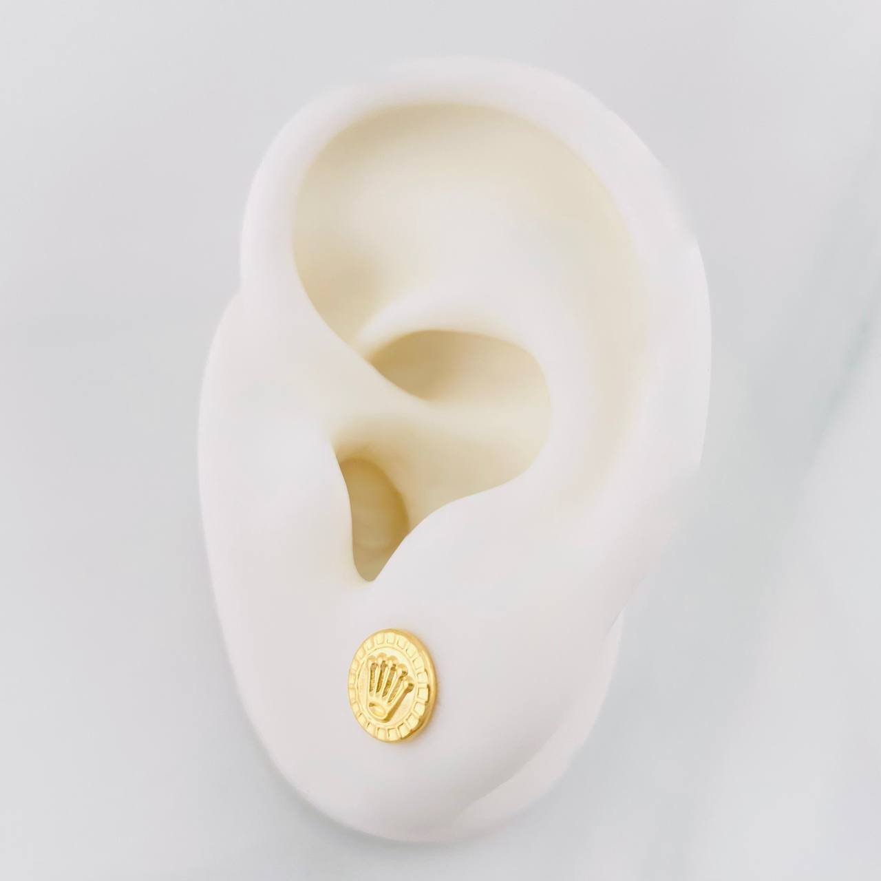 Topos Corona 0.65g / 7.7mm Oro Amarillo 18K