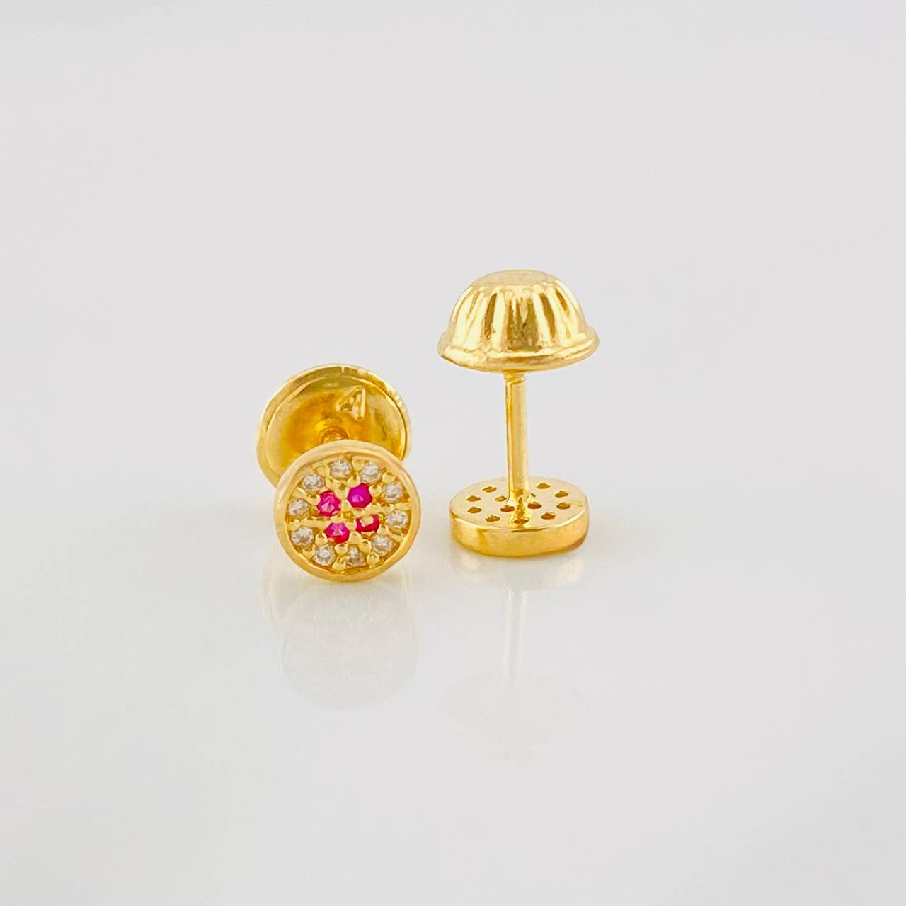Topos Circulo Tupido 0.7g / 4.8mm Oro Amarillo 18K
