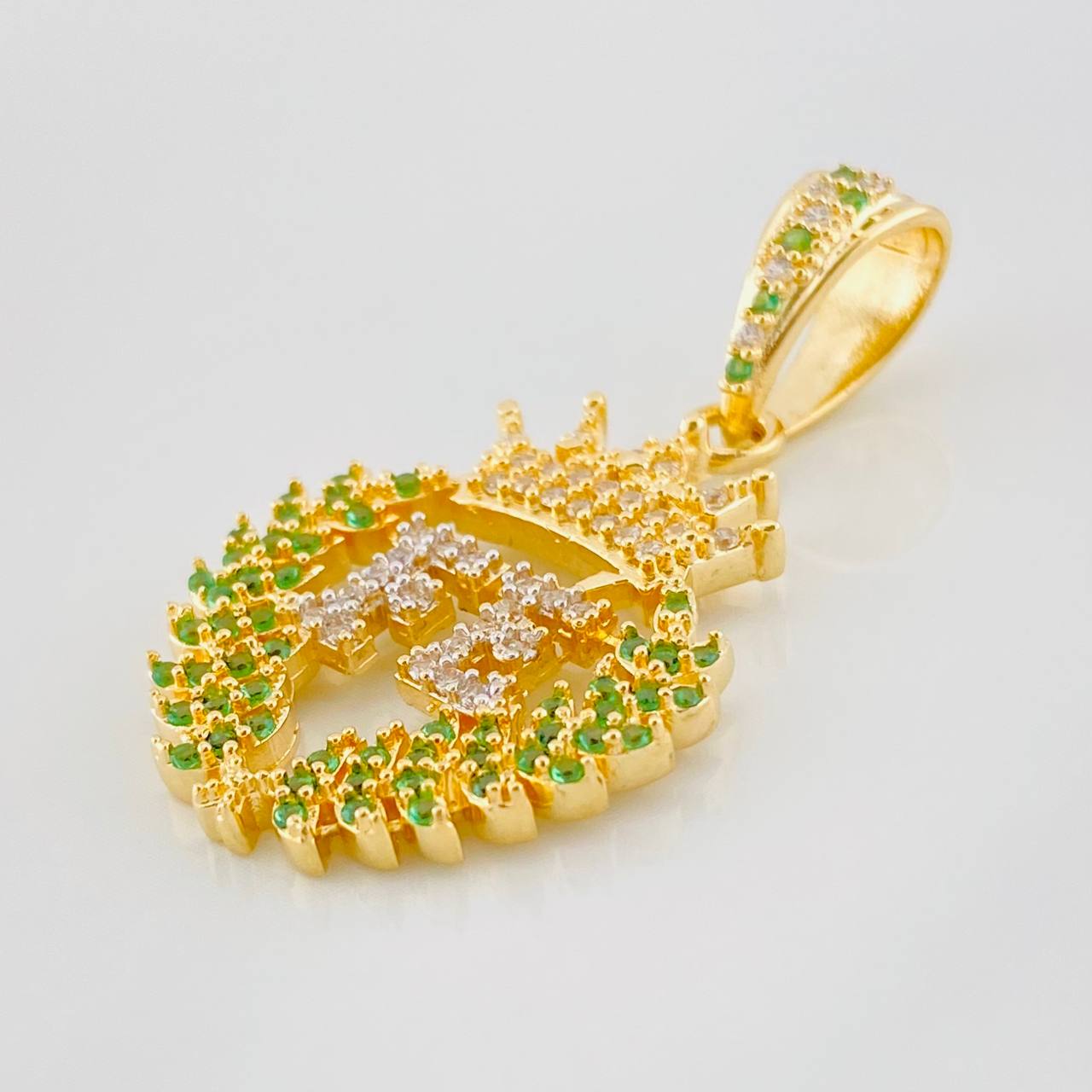 Dije Fe 5.3g / 3.5cm Dos Oros Amarillo Blanco 18K
