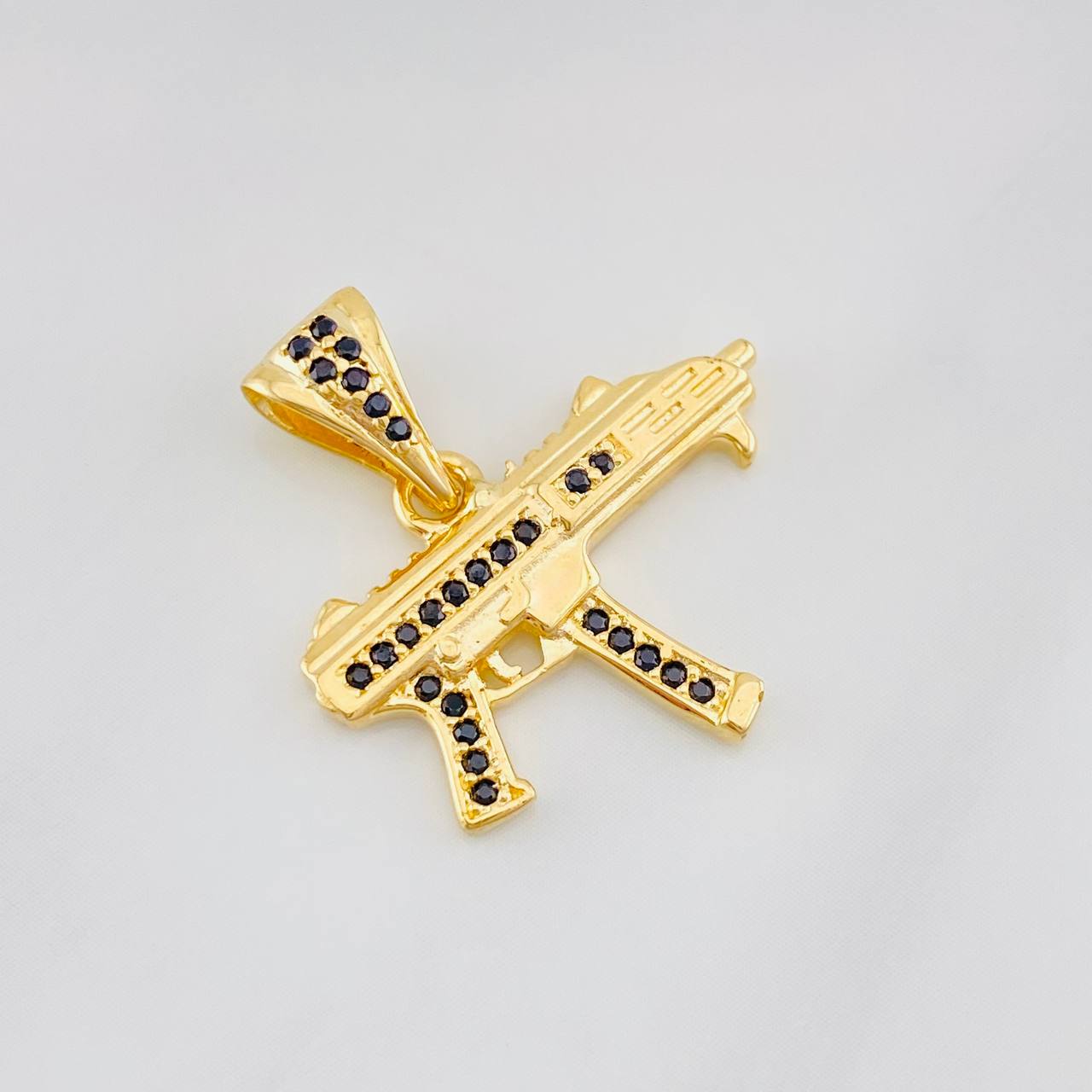 Dije Mini Uzi 2.45g / 2.3cm Oro Amarillo 18K