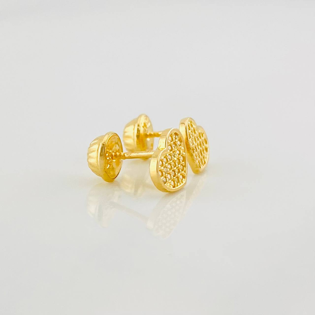 Topos Corazón Tupido 1.05g / 7.4mm Oro Amarillo 18K