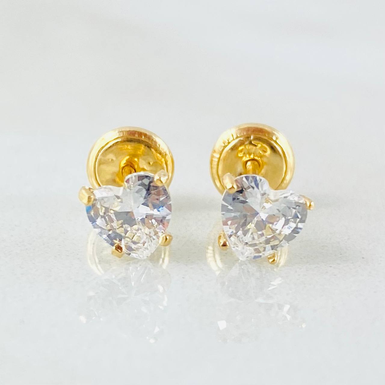 Topos Corazón 1.05gr / 5mm Oro Amarillo 18K *