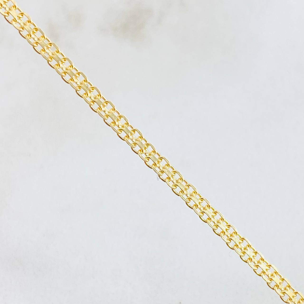 Pulso Chino 1.95gr / 19cm / 2.2mm Oro Amarillo +1 18K ©