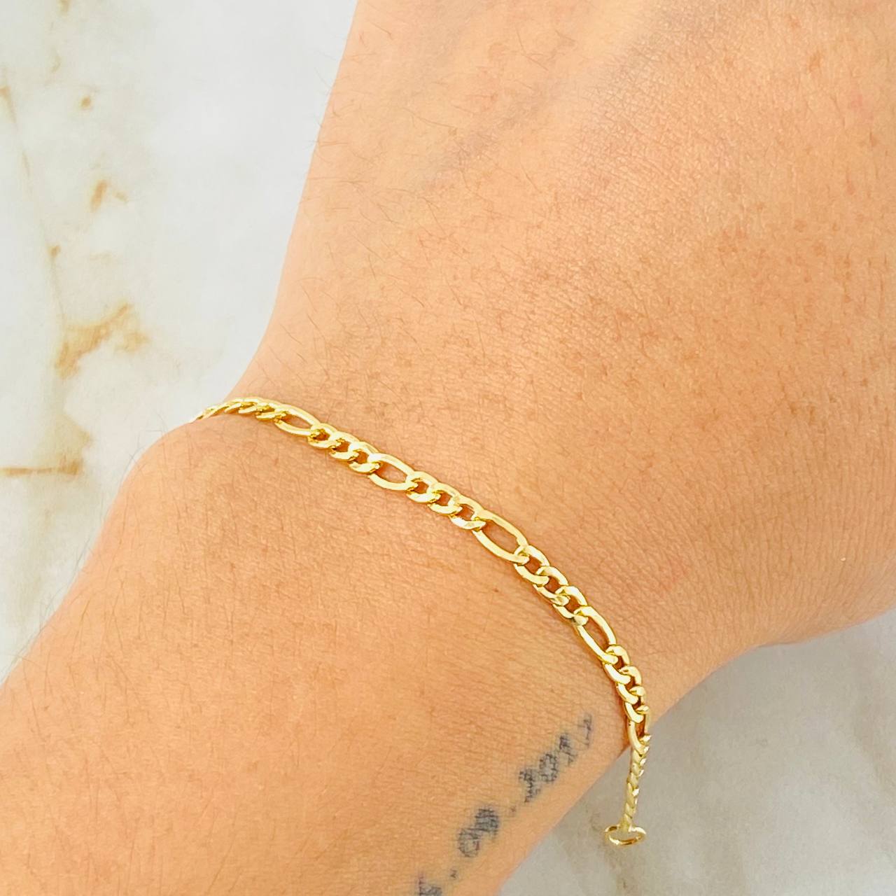 Pulso Figaro 1.75gr / 19cm / 2.8mm Oro Amarillo +1 18K *