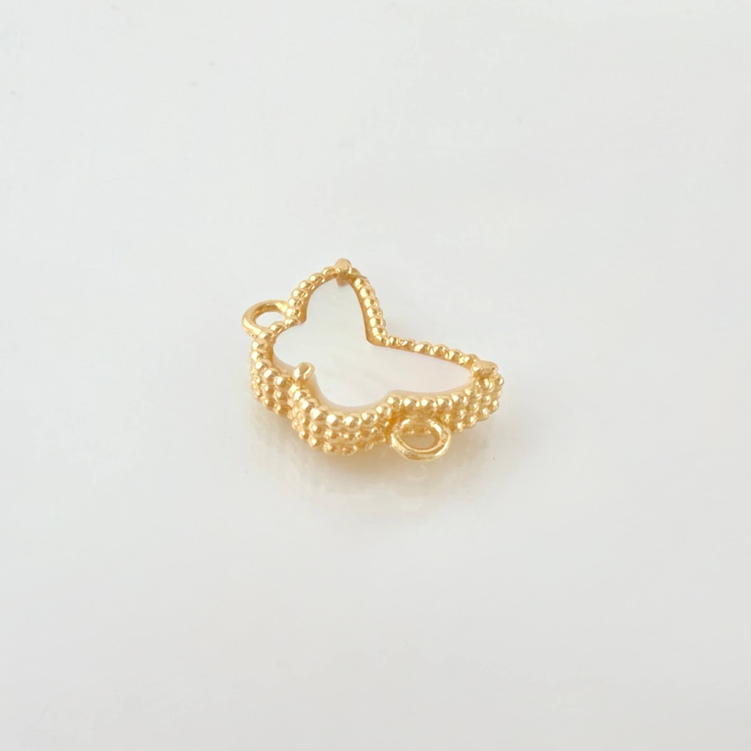 Herraje Mariposa Nacar Blanco 1.5gr / 1.5cm / Oro Amarillo 18K