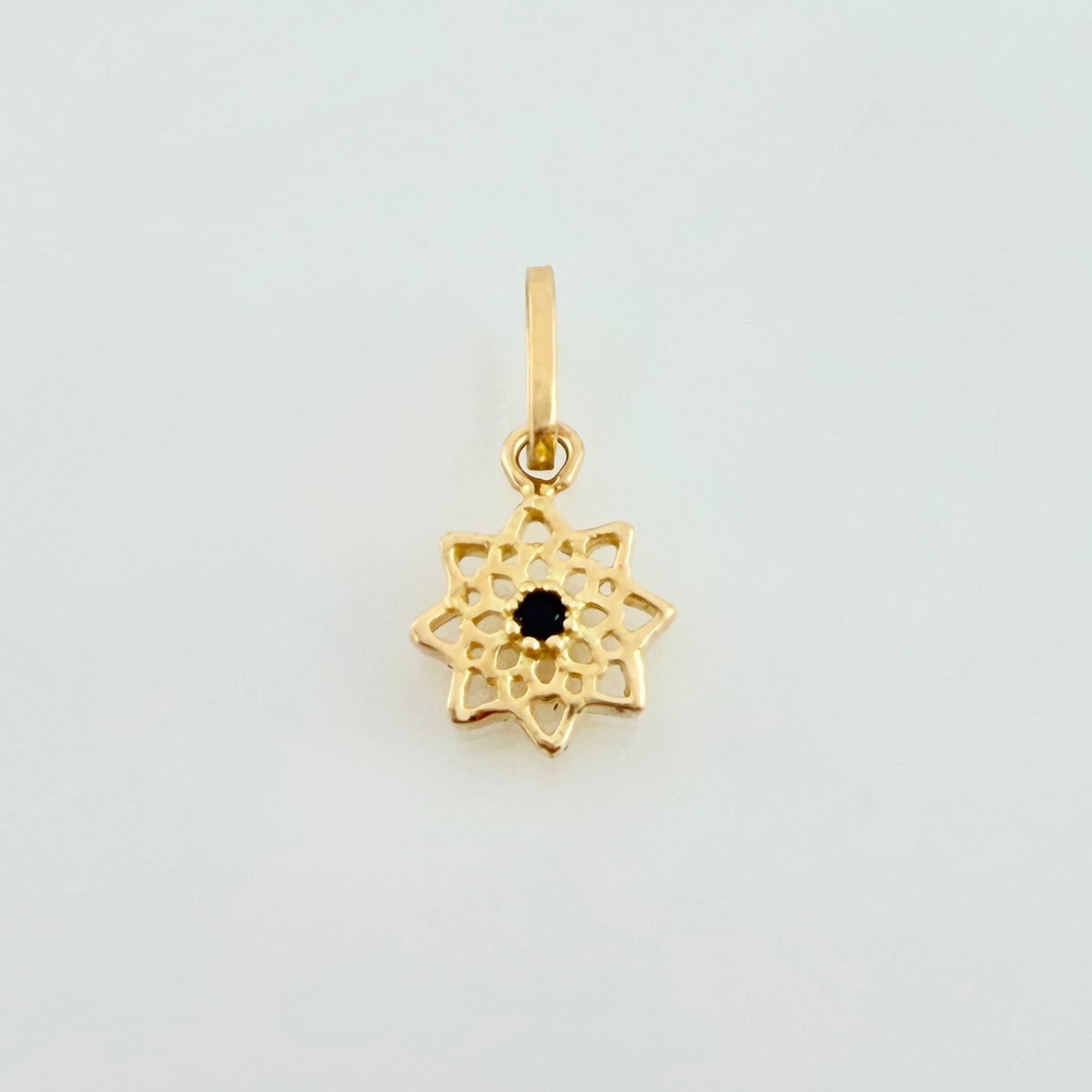Dije Estrella 8 Puntas 0.45gr / 1.2cm / Oro Amarillo 18K