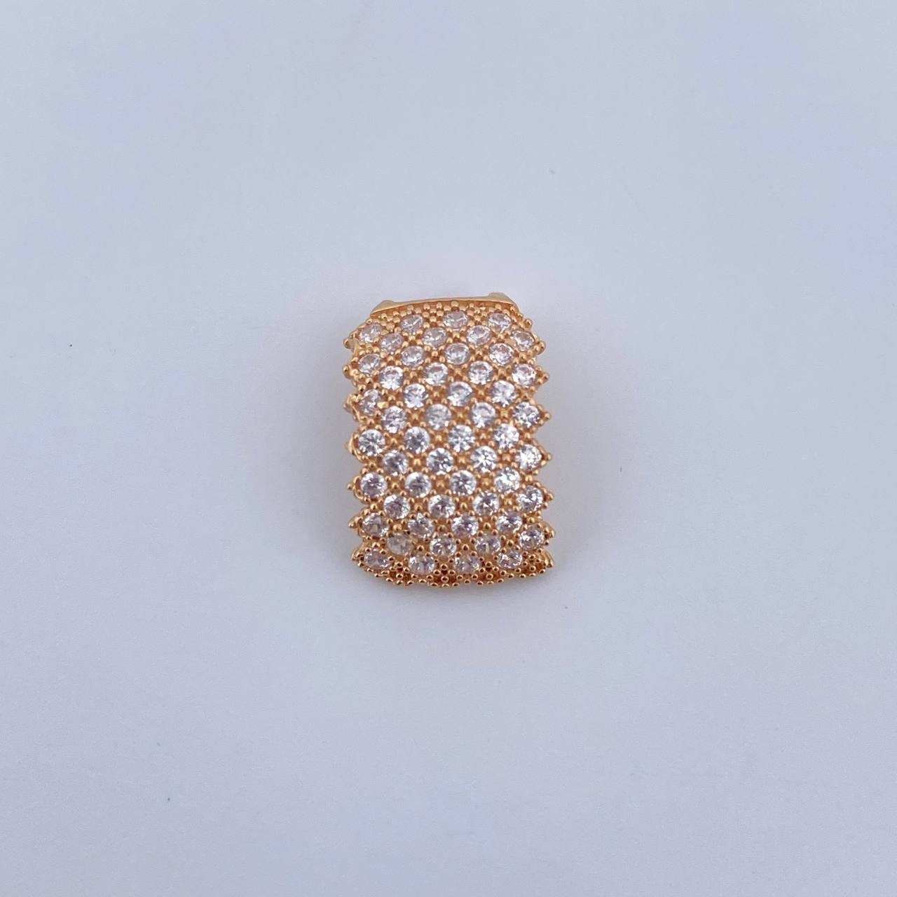 Dije Tupido 1.3gr / 1.4cm / Circones Blancos Oro Amarillo 18K $