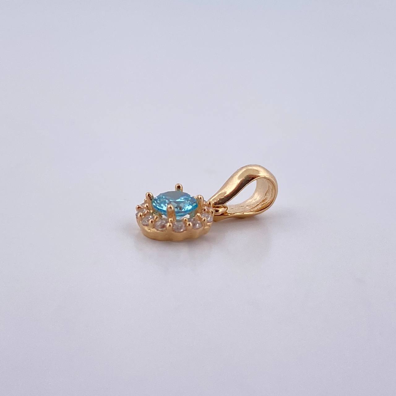 Dije Halo 0.9gr / 1.4cm / Circones Blancos Azules Oro Amarillo 18K &