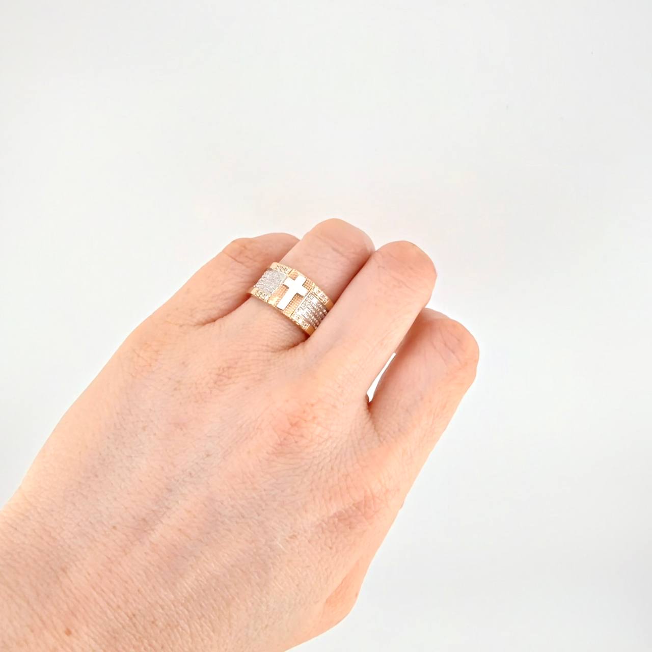 Anillo Cruz Padre Nuestro 7.15g / T5 3/4 Tres Oros 18K