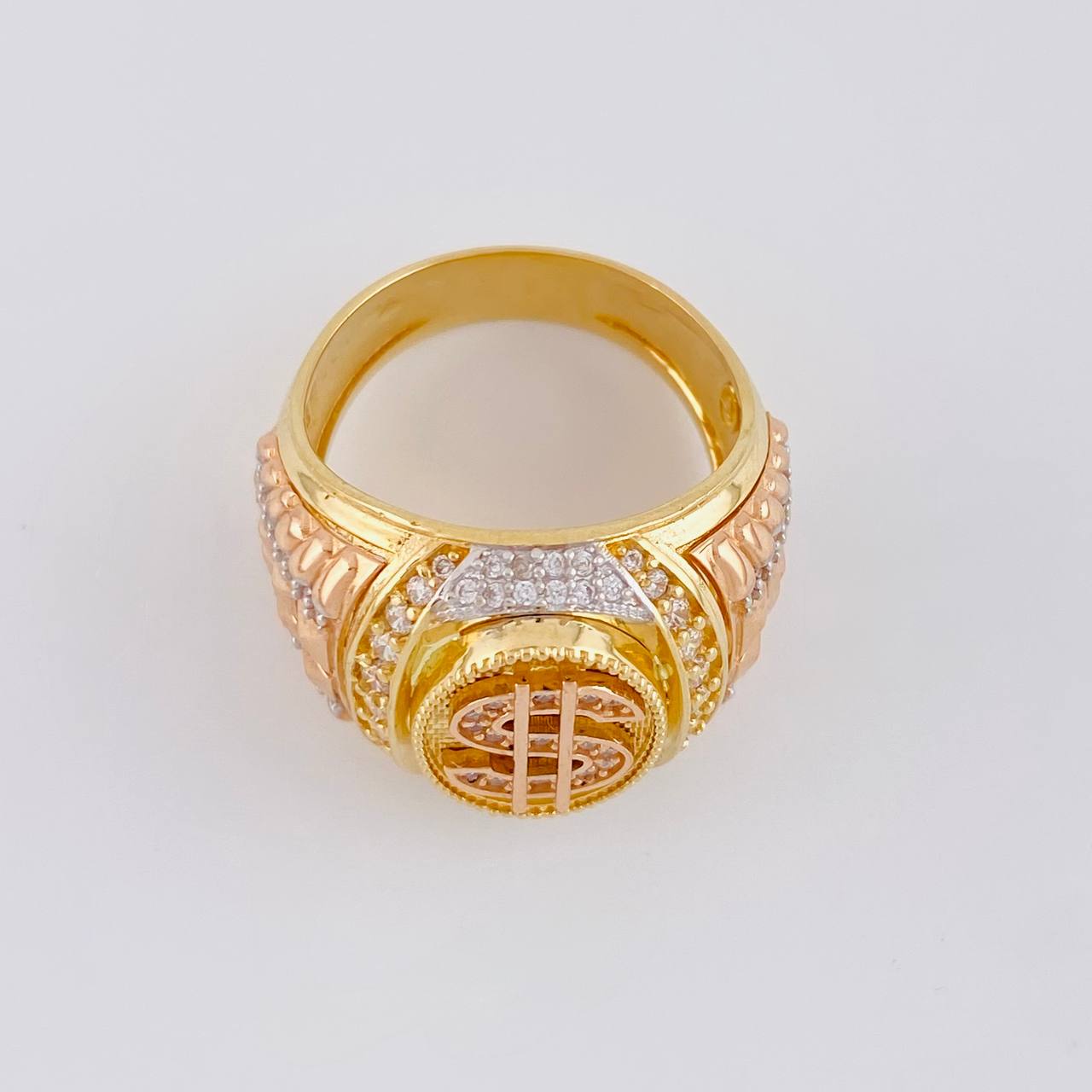 Anillo Signo Peso 10.45g / T8 1/2 Tres Oros 18K