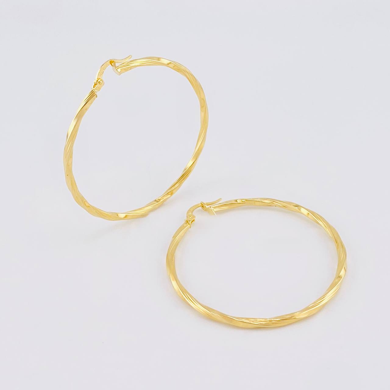 Candongas Aro Emmi 3.15g / 4.5cm Oro Amarillo 18K