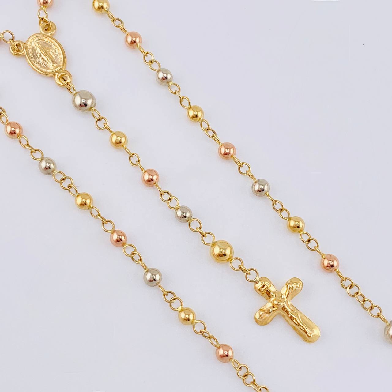 Rosario Virgen Milagrosa 5.85 g / 52 cm / 3 mm Tres Oros 18K