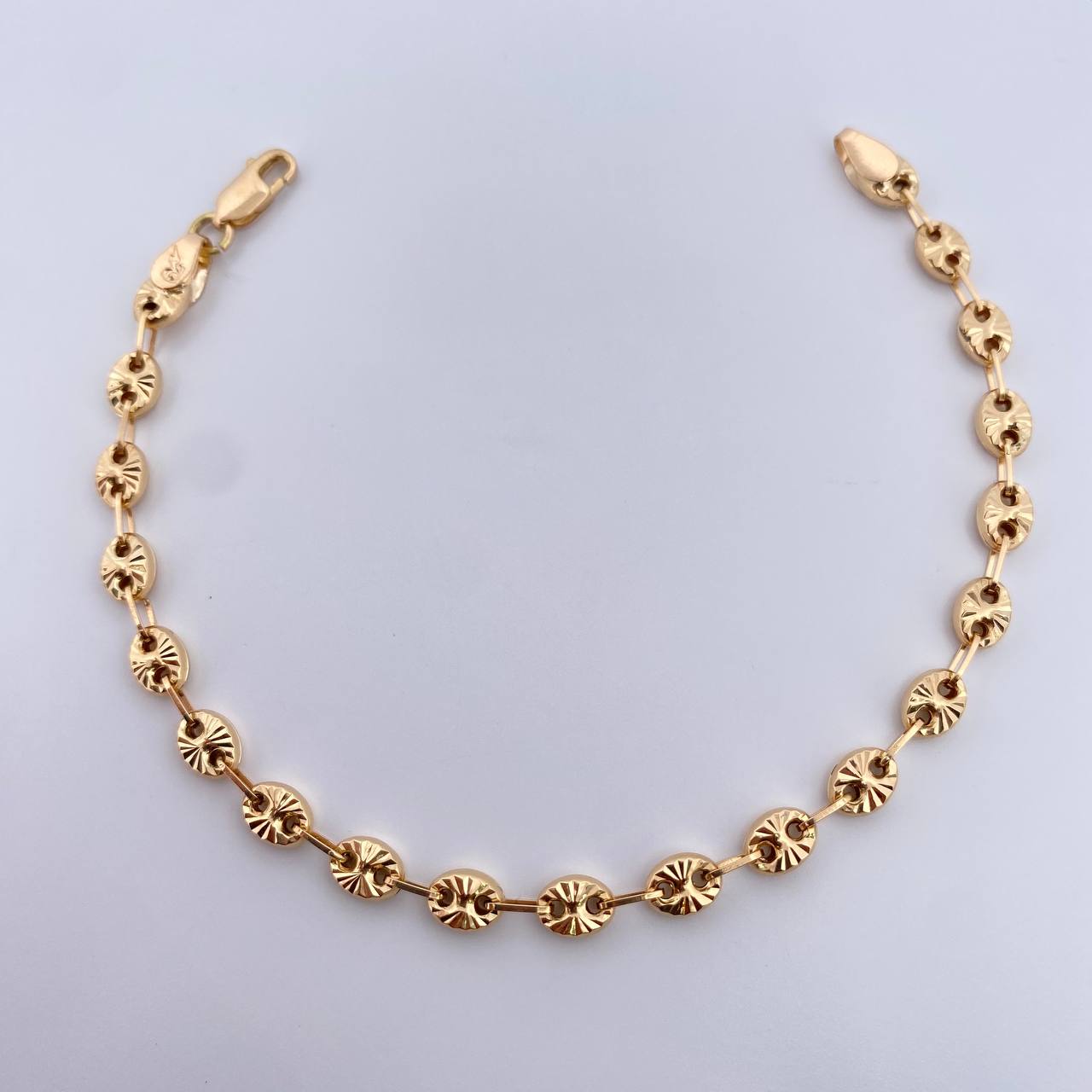 Pulso GC 3.9gr / 19.8cm / 3mm Diamantada Oro Amarillo 18K &