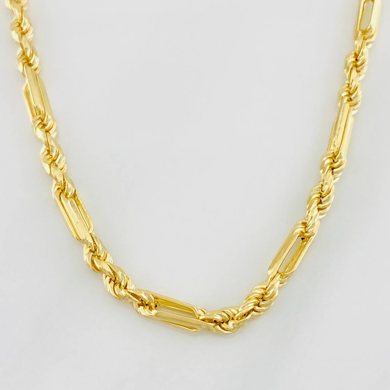Cadena Lazo Especial 16.8g / 60cm / 3.3mm Oro Amarillo 18K