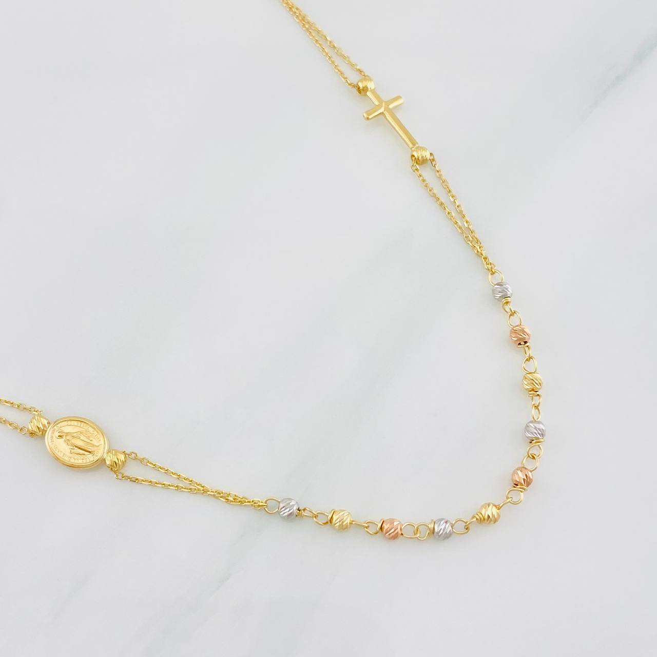 Cadena Denario Virgen Cruz 3.85g / 45cm / 2.4mm Tres Oros 18K