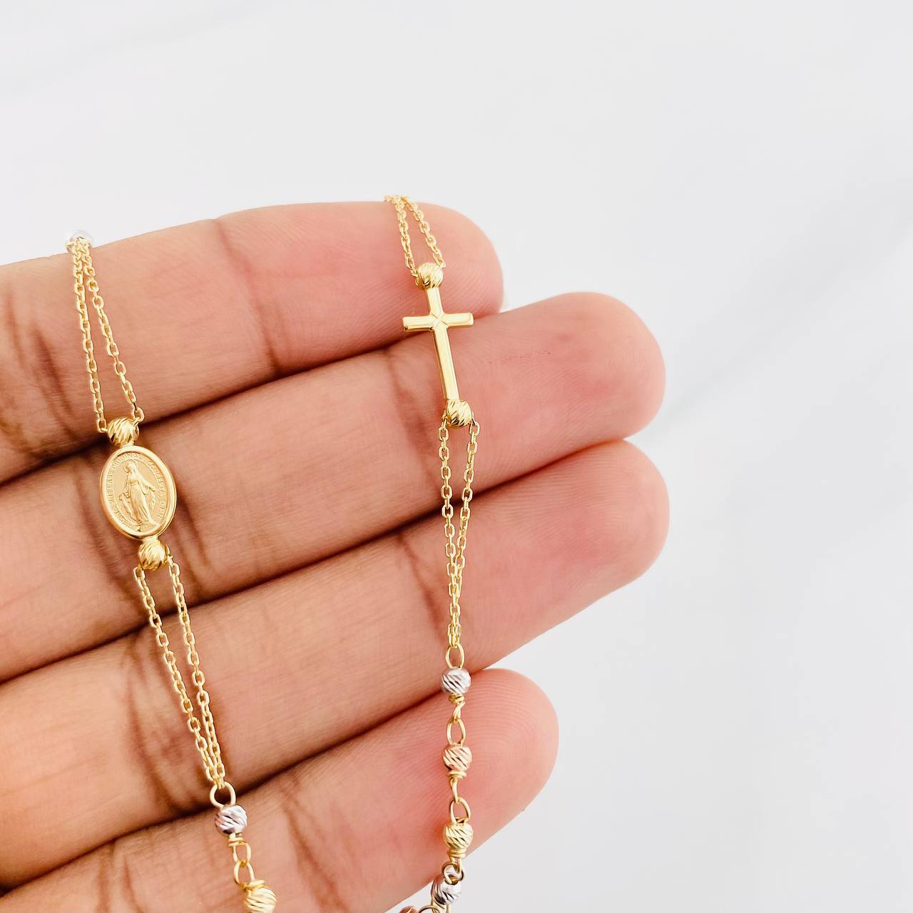 Cadena Denario Virgen Cruz 3.85g / 45cm / 2.4mm Tres Oros 18K