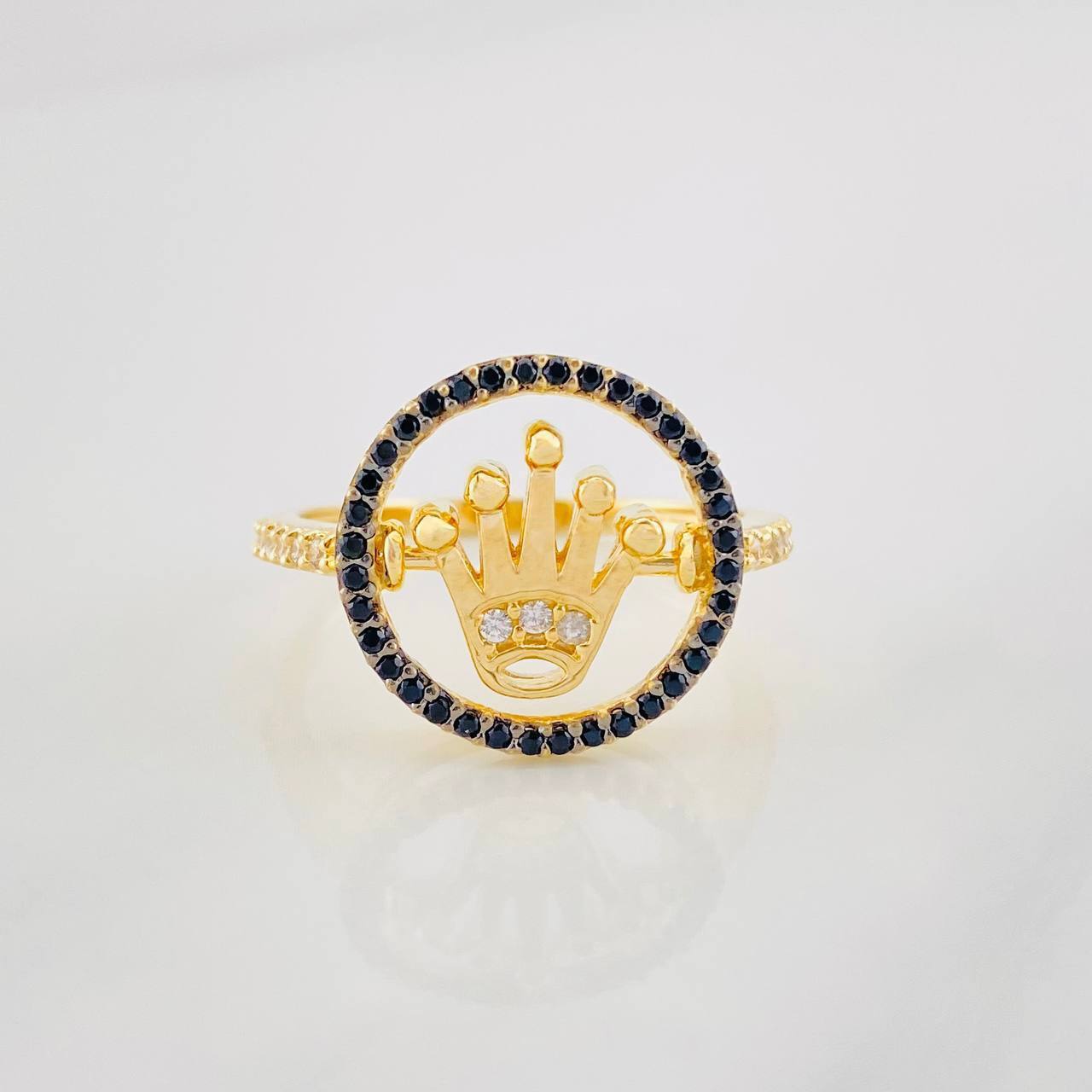 Anillo Corona 3.8g / T8 1/4 Dos Oros Negro Amarillo 18K