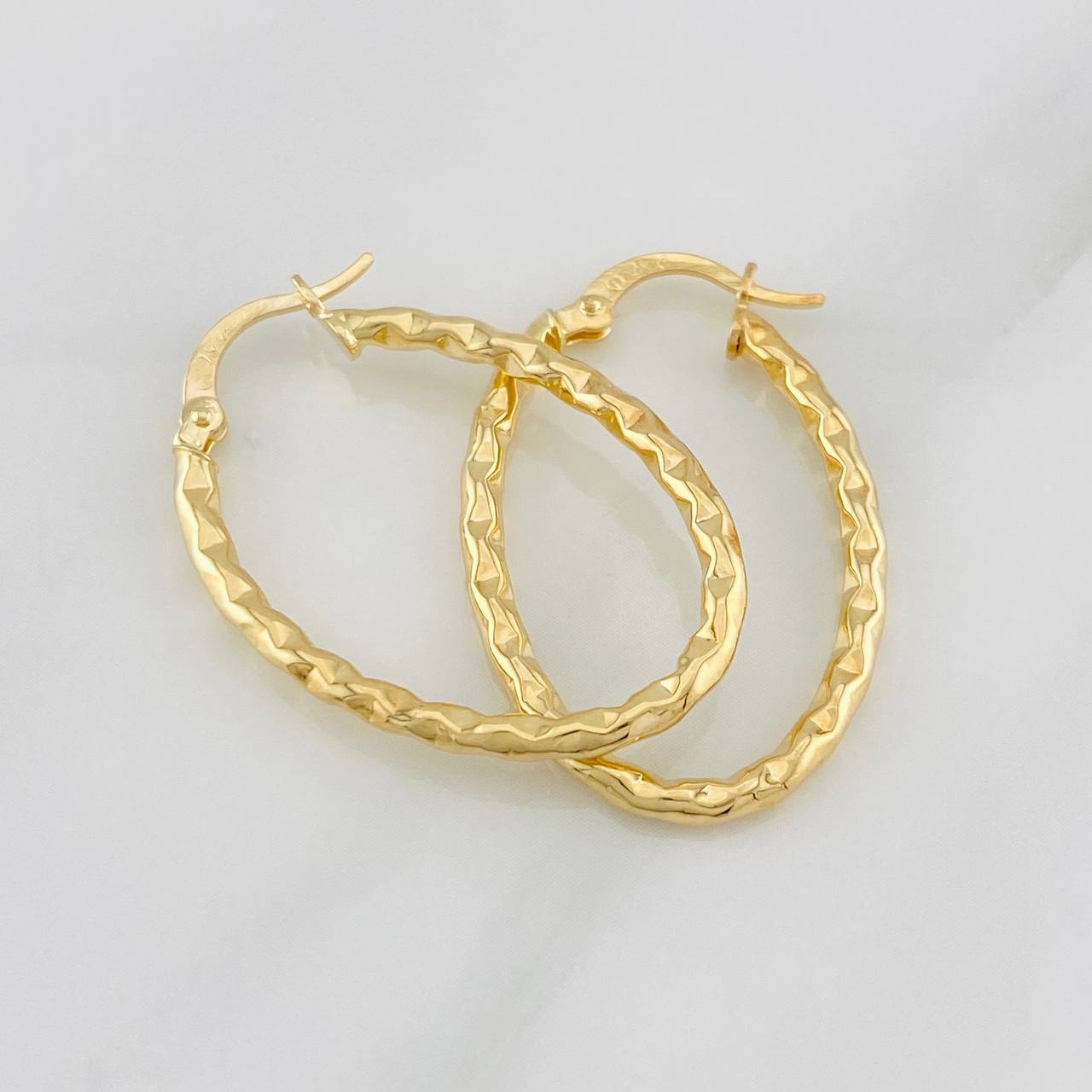 Candongas Iris Ovaladas 1.85g / 3cm Oro Amarillo 18K