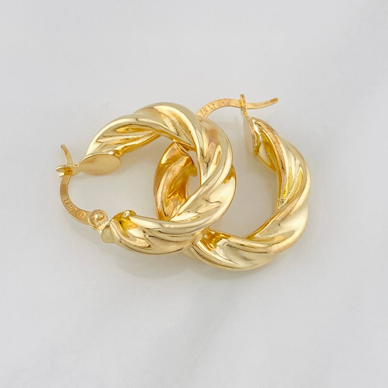 Candongas Elara 3.4g / 2cm Oro Amarillo 18K