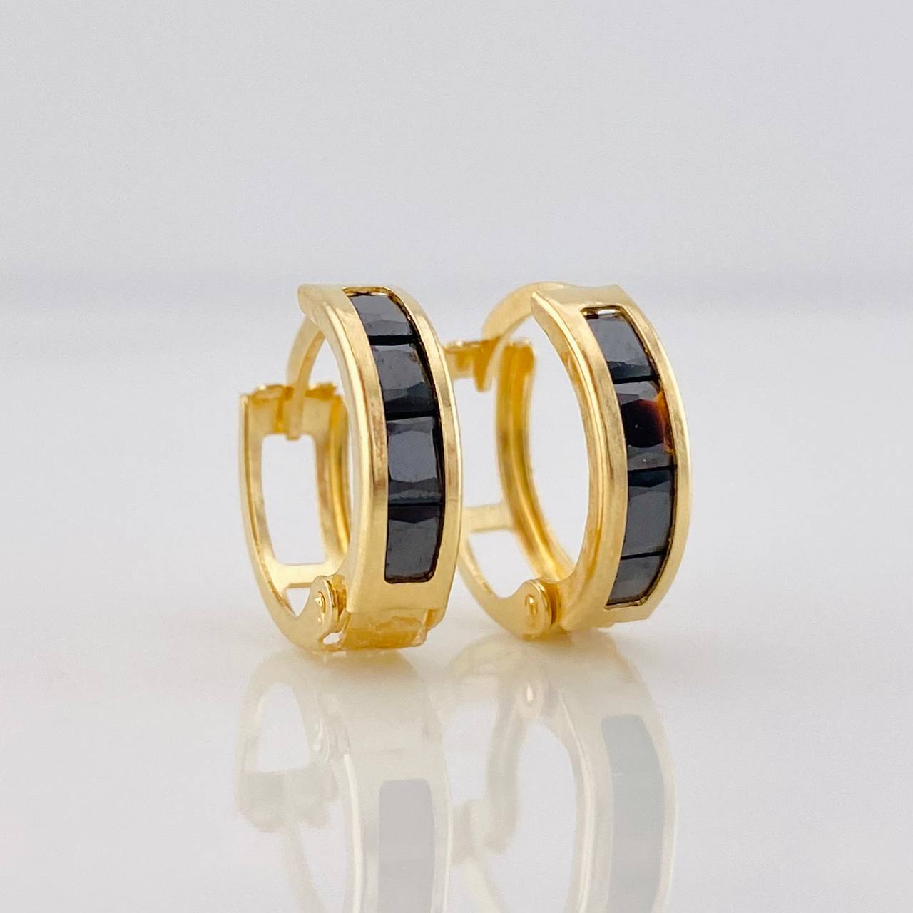 Candongas Carril 1.7g / 1.3cm Oro Amarillo 18K